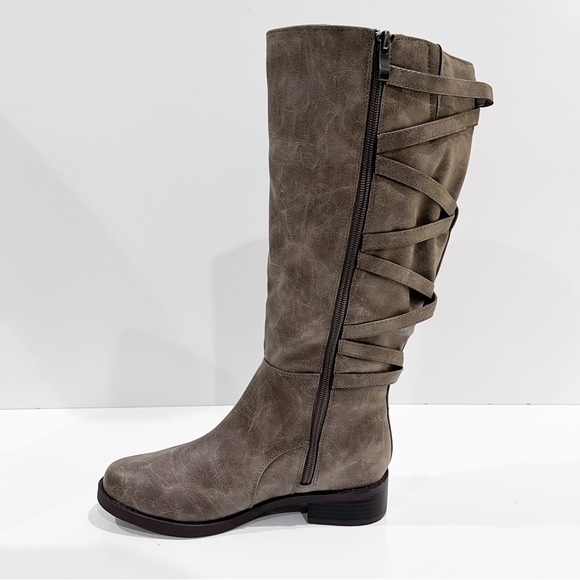 Journee Collection Carly Tall Riding Boots Strap Detail Taupe Wide Calf 6.5 NEW - Picture 7 of 16